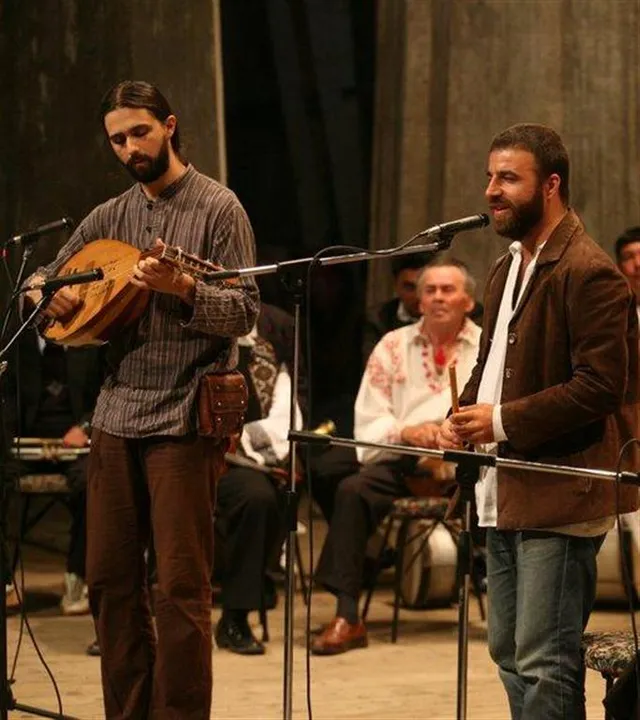 Concert - Mike Godoroja & Blue Spirit feat. Trei Parale: Balkanic Zeppelin